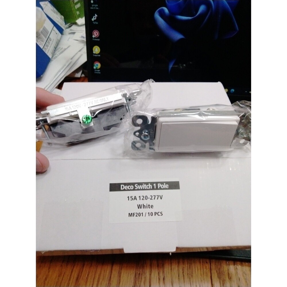 Glossy White Single Pole Deco Light Switch, 15Amp, 120/277V, Decorative Pad